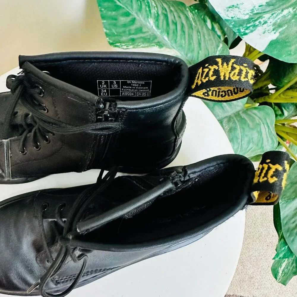 Dr Martens 1460 J Boots Youth Size 3 Black Leather Lace Up Side Zip